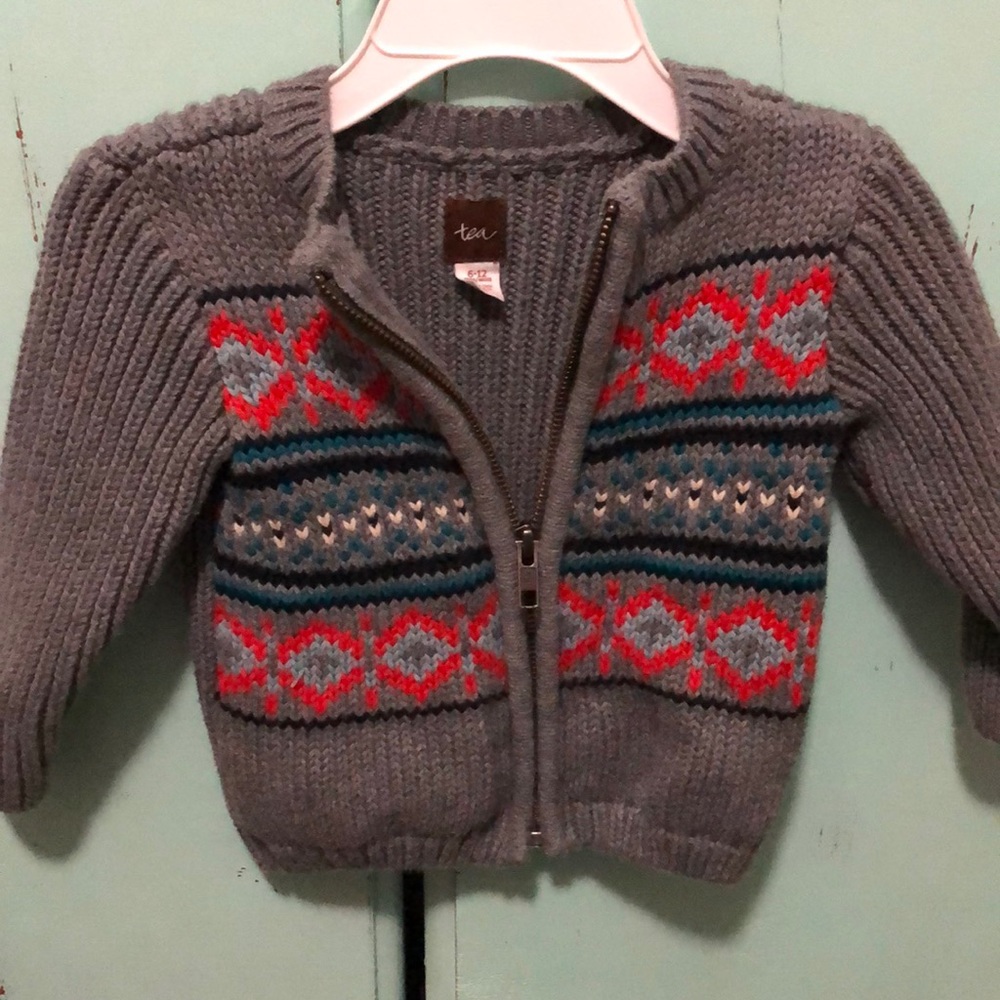 Tea Zip up sweater